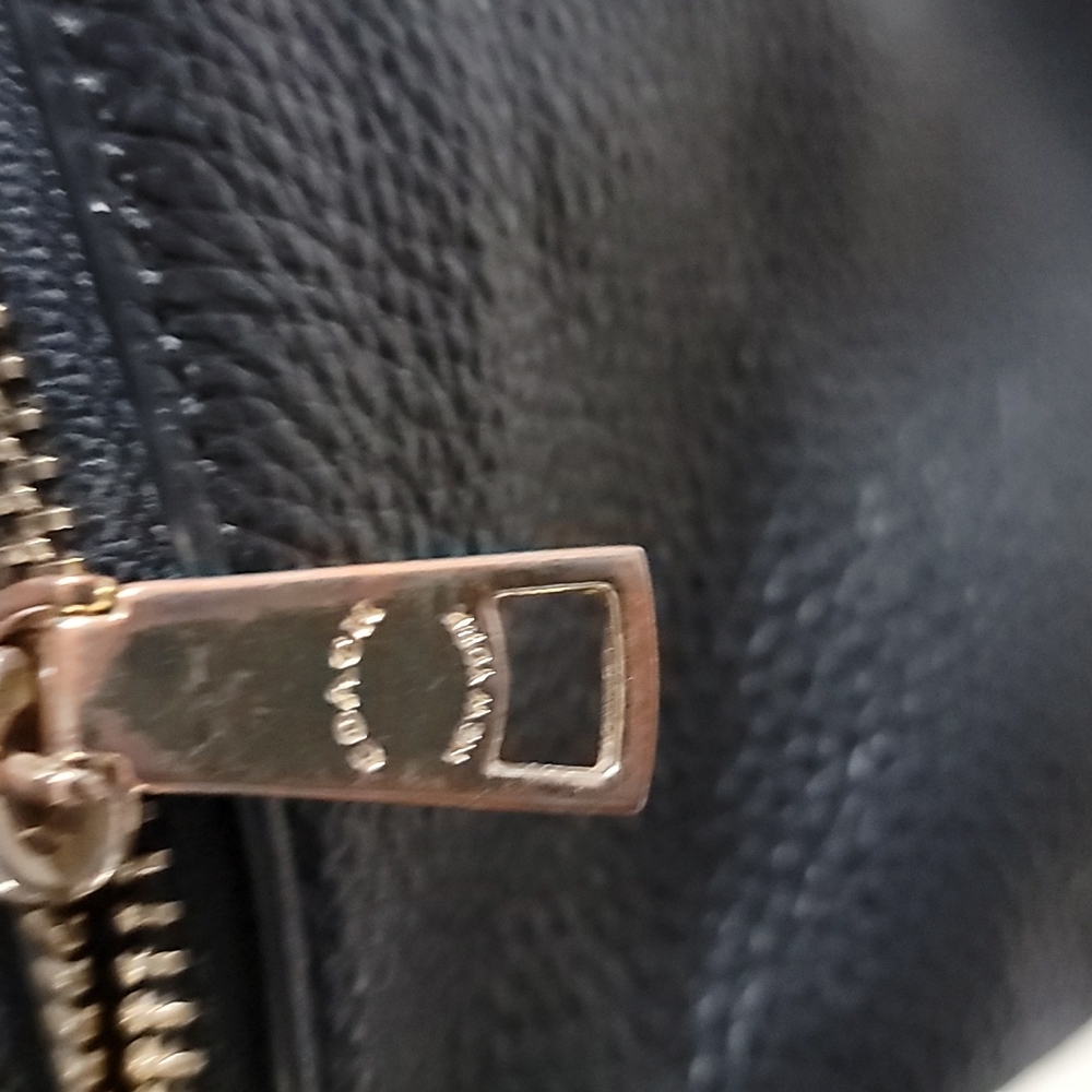 Coach Purse - Picture 4 of 8